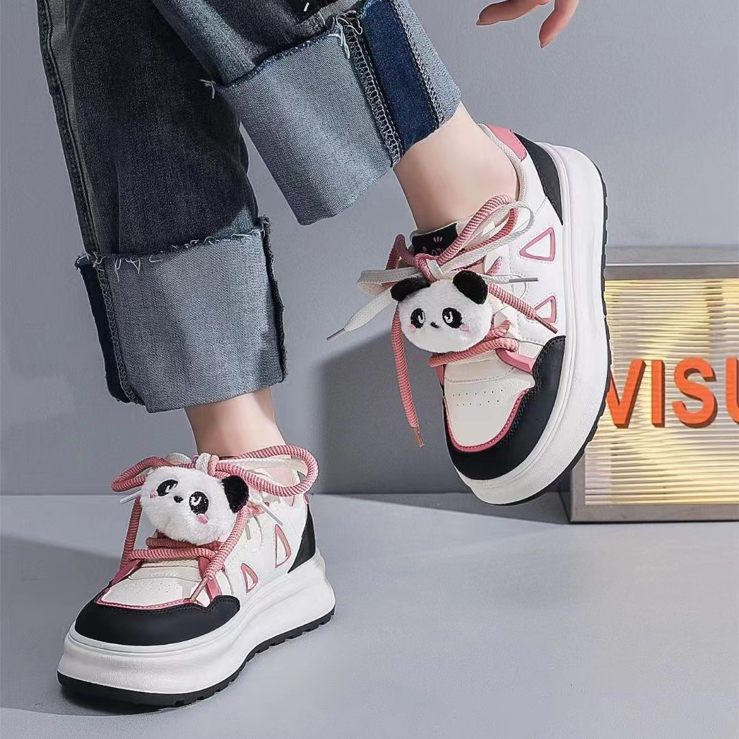 Women's autumn thick soled versatile pig casual sports shoes