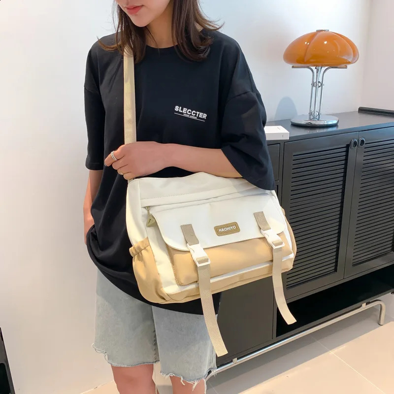 Japanese Fashion Students Single Shoulder Bags Schoolbag Waterproof Trend Large-capacity Handbag Crossbody Bag Tote Bag Y2k Bags 240830
