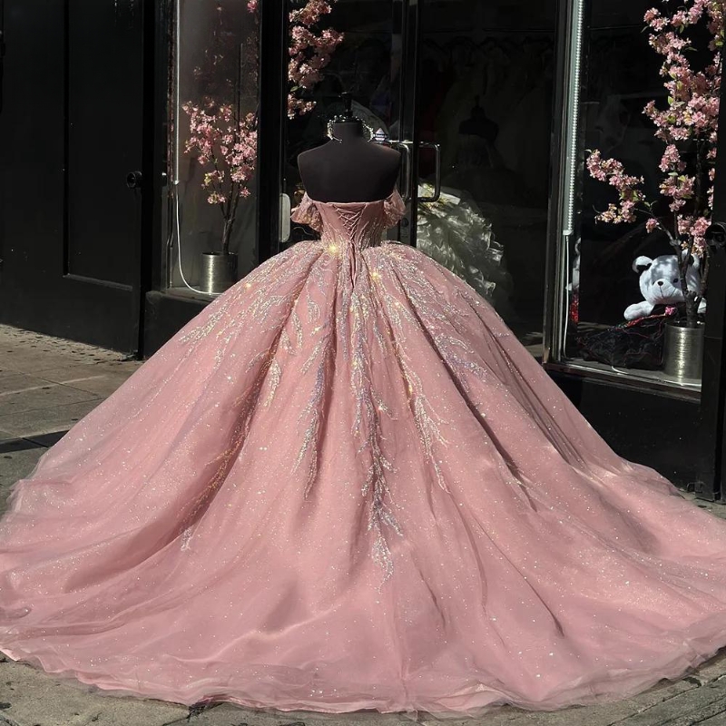 Pink Pearls Beading Off The Shoulder Ball Gown Quinceanera Dresses Sequined Appliques Lace Tull Corset Sweet 16 Dress Vestidos De 15 Anos