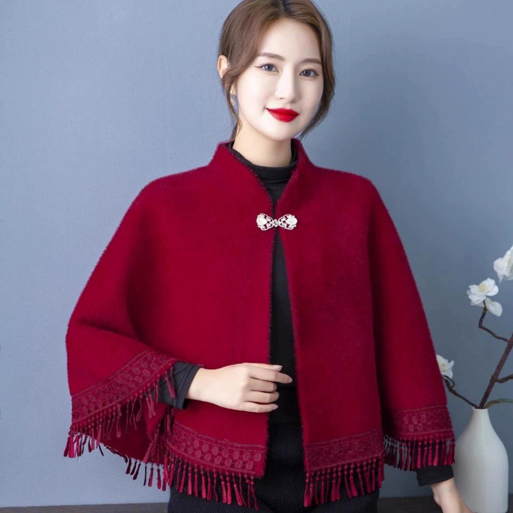 Mink Fur Knitted Shawl Womens Autumn and Winter Cape Stylish Wedding Outfit Paired with Cheongsam Cardigan and Tassel Camisole Jacket