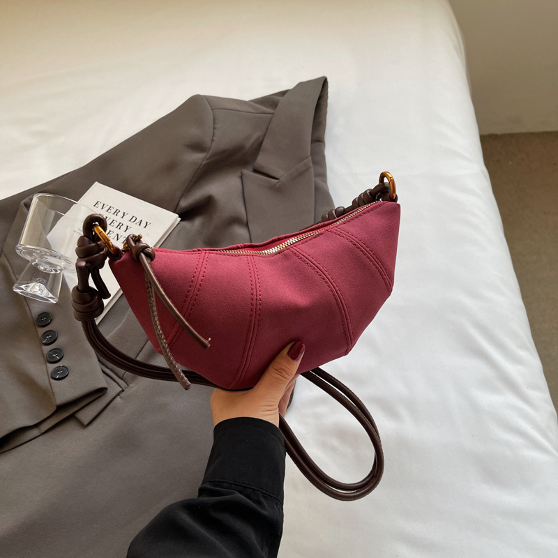 2025 Designer Women New 3 Autumn Design Crossbody Shoulder Bag Vintage Style Fashion Free shipping