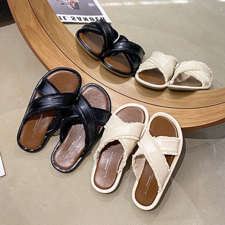 Flat Sandals for Women: Beach-Ready, Non-Slip Sole - 2024 Collection 414b