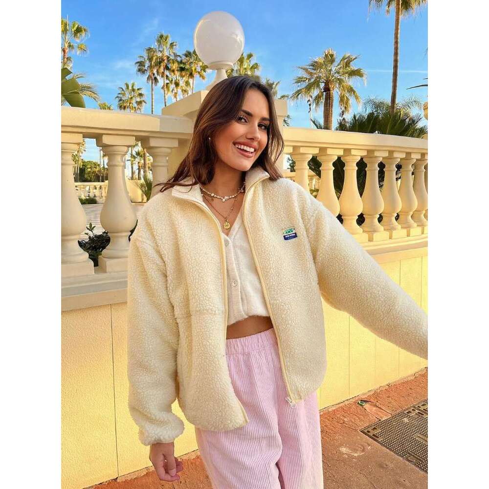2024 Lamb Wool Zipper Pocket Women's Jacket Fashion Long Sleeved Warm Short Coat Autumn Lady Casual High Street Outerwear 8