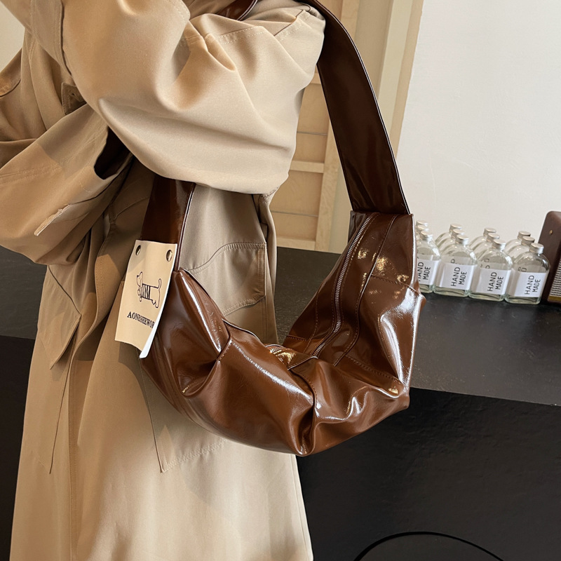 2025 Designer Women New 3 Autumn Design Crossbody Shoulder Bag Vintage Style Fashion Free shipping