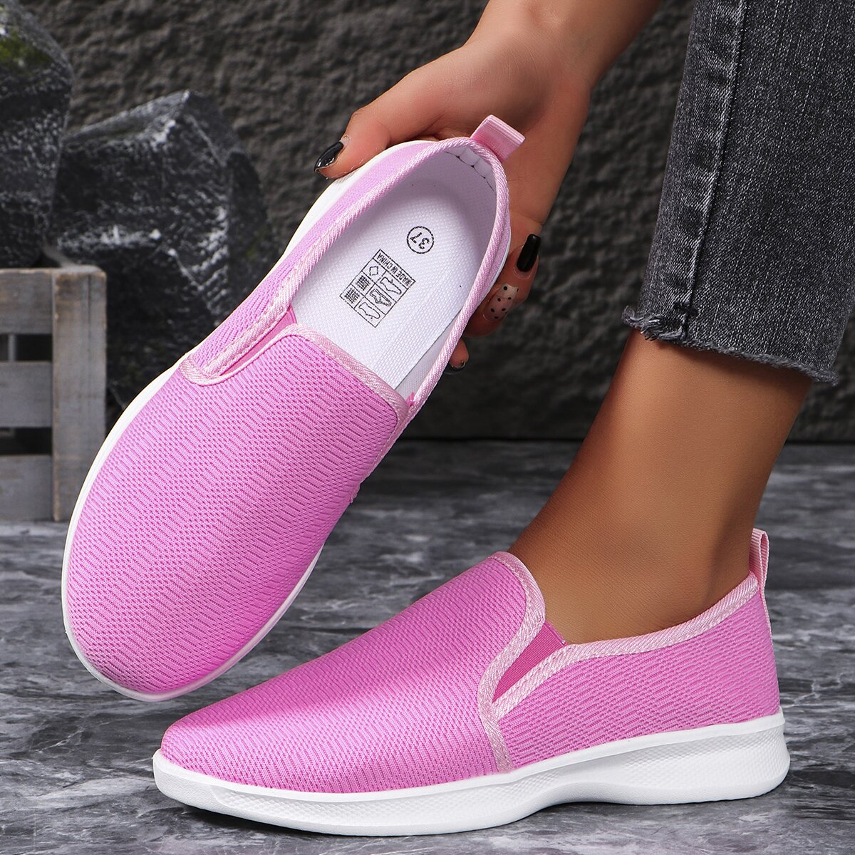 Hot Pink Lightweight Slip On Sneakers Women Mesh Breathable Casual Walking Shoes Woman Plus Size Comfortable Soft Loafers Ladies