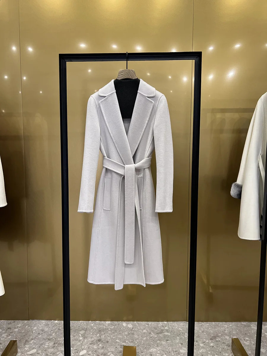 Autumn and winter fashion high-end long style luxurious double-sided cashmere coat womens Hepburn style sheep woolen coat 240830