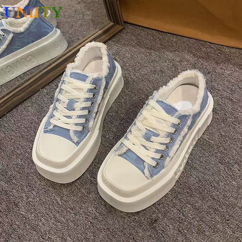 Women's casual versatile thick soled square toe canvas shoes