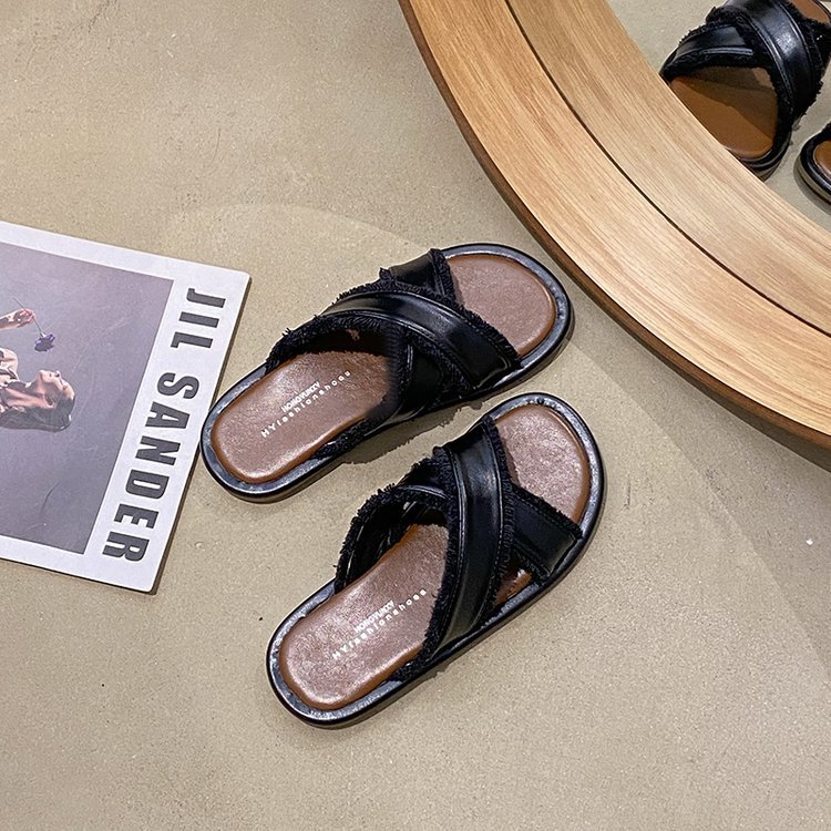 Flat Sandals for Women: Beach-Ready, Non-Slip Sole - 2024 Collection 414b