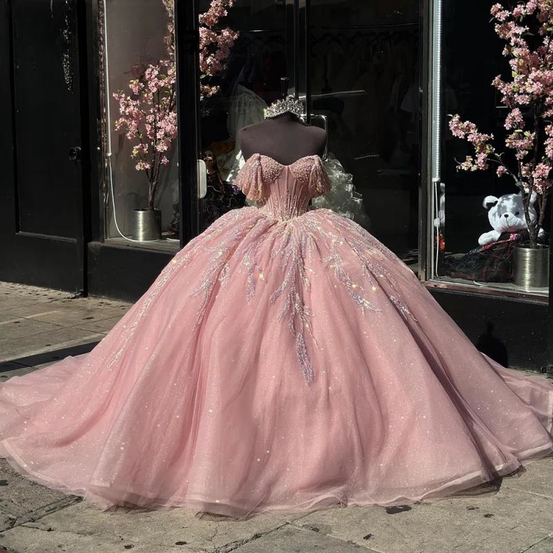 Pink Pearls Beading Off The Shoulder Ball Gown Quinceanera Dresses Sequined Appliques Lace Tull Corset Sweet 16 Dress Vestidos De 15 Anos