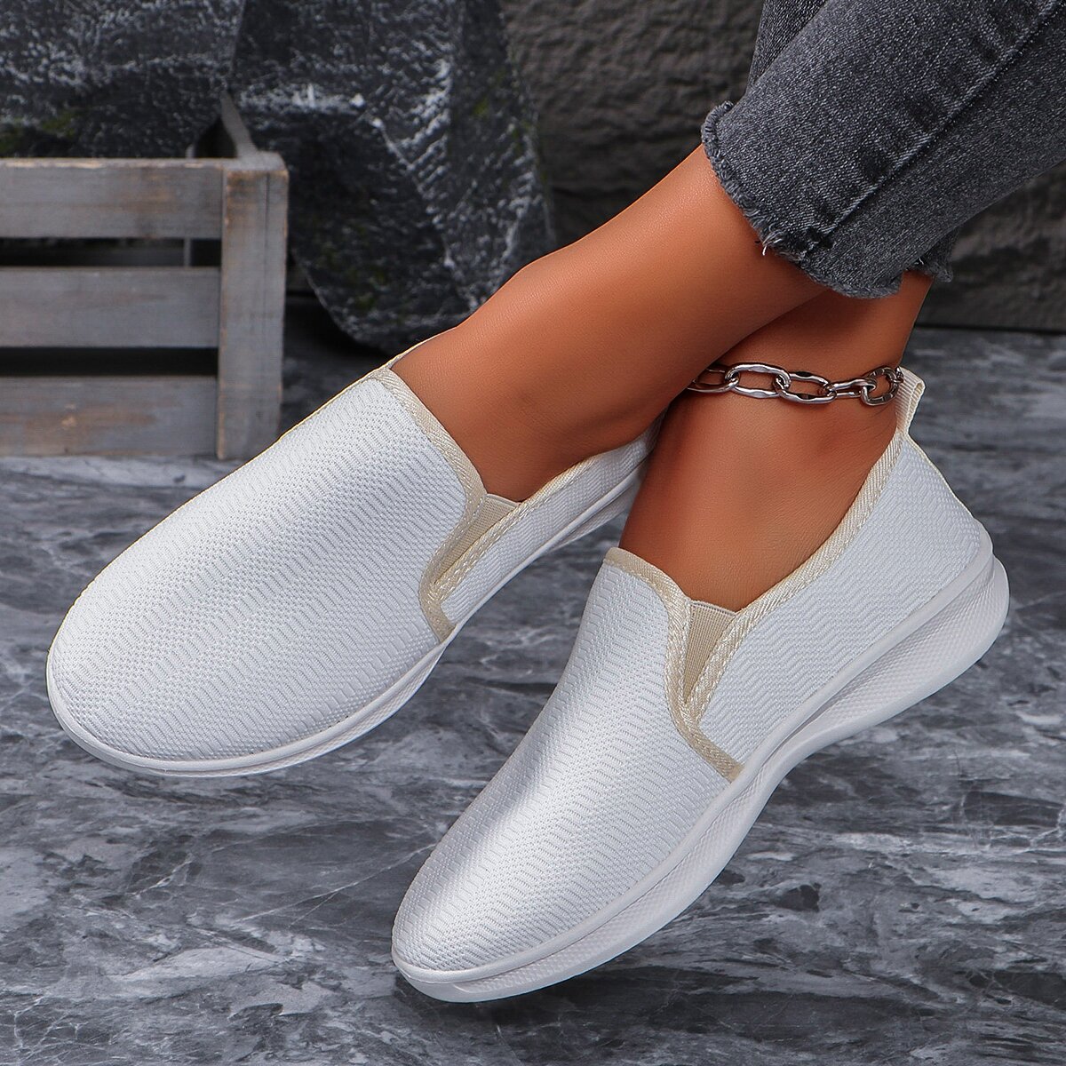 Hot Pink Lightweight Slip On Sneakers Women Mesh Breathable Casual Walking Shoes Woman Plus Size Comfortable Soft Loafers Ladies