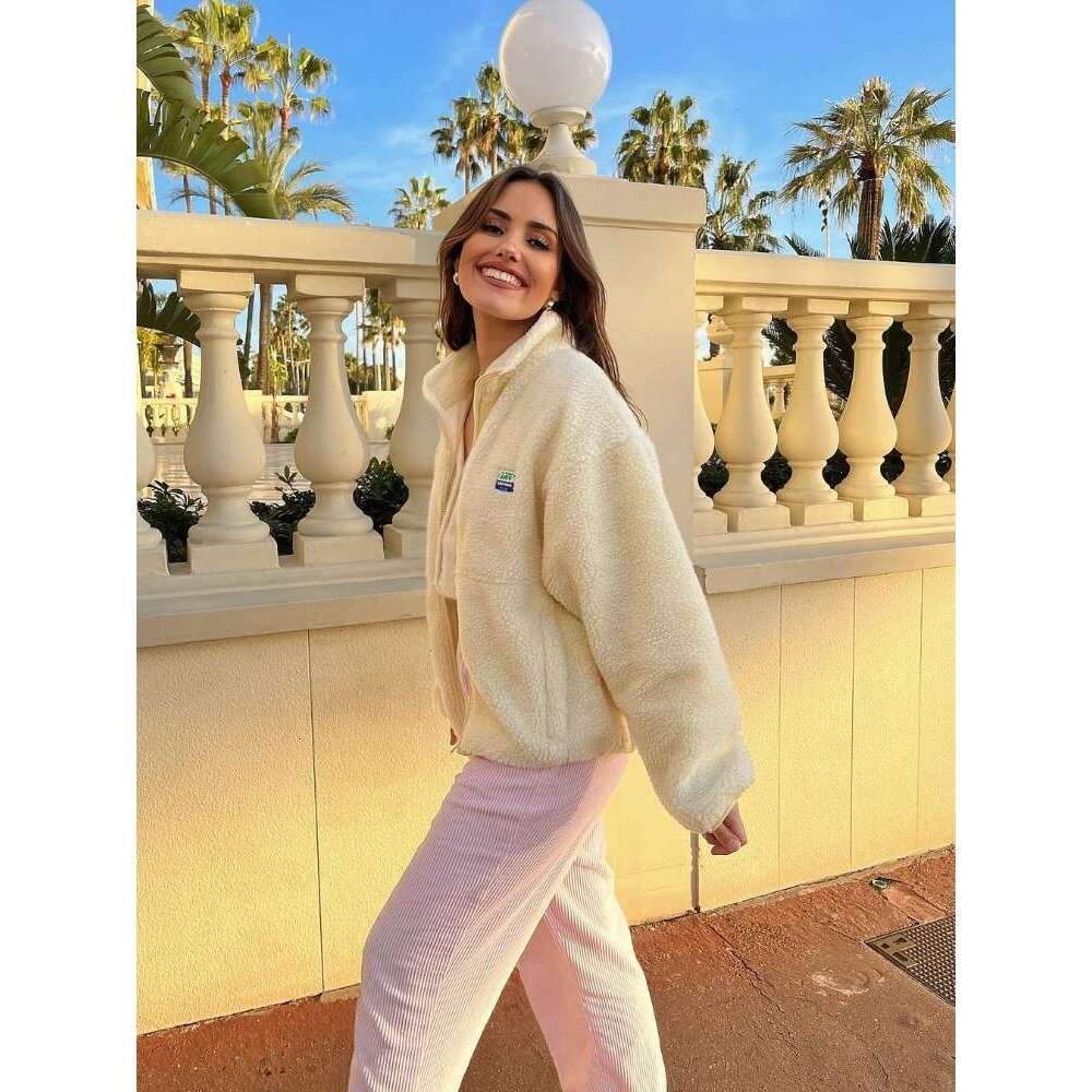 2024 Lamb Wool Zipper Pocket Women's Jacket Fashion Long Sleeved Warm Short Coat Autumn Lady Casual High Street Outerwear 8