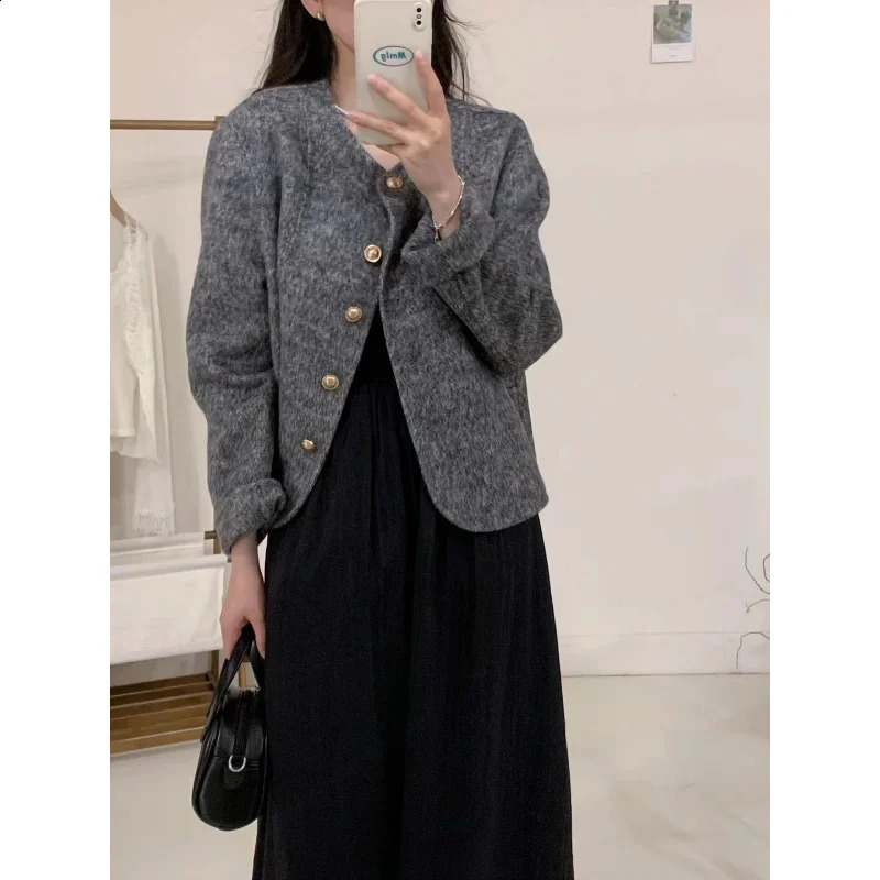 Korean Street Fashion Winter Wool Coats Modern Jackets For Women Wearable Fashionable Female Cold Outerwear