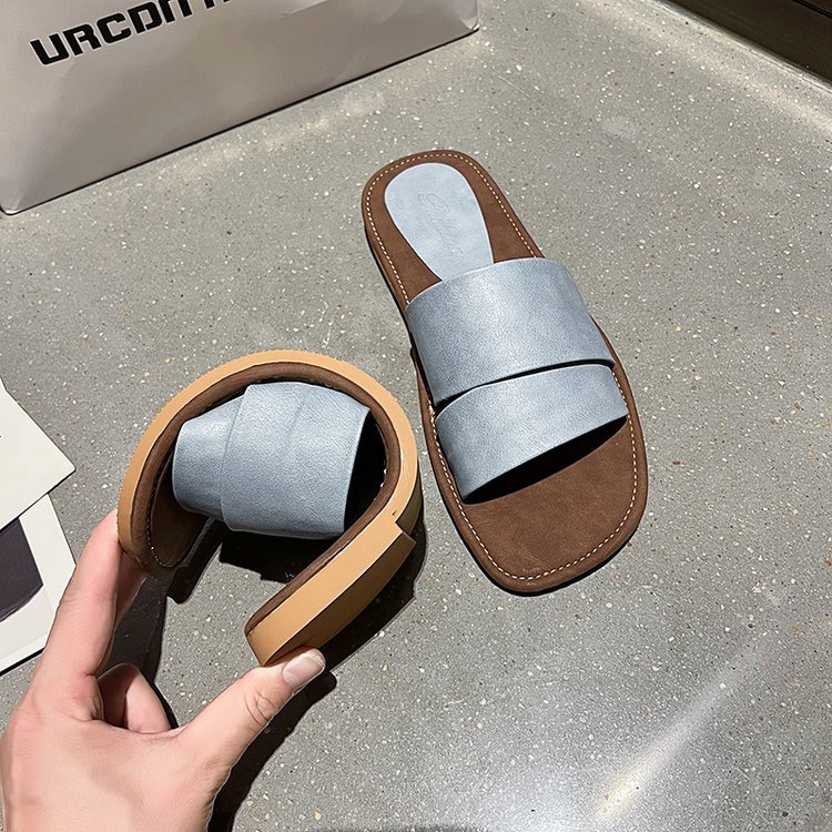 Soft & Comfy Women's Flat Sole Slippers for Versatile Indoor-Outdoor Wear dc9d