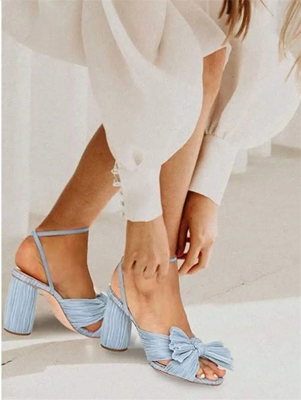 2024 Womens Block Heel Wedding Shoes for Brides Who Value Comfort And Style Pleated Bow Knot White Blue Party Sandals Big Size 240828