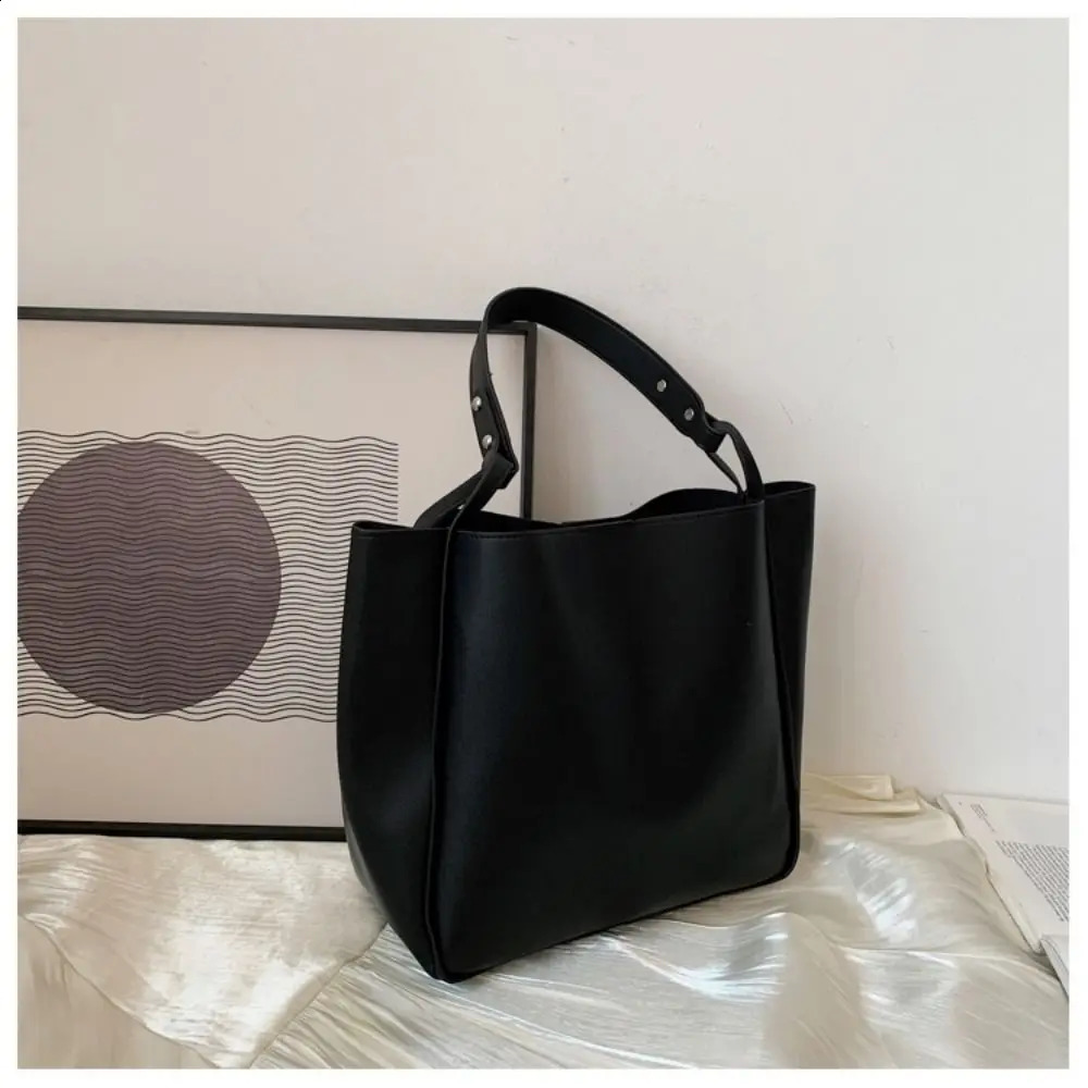 Black/Brown/Beige Material Large Capacity Travel Womens Handbag Shoulder Bag PU Leather 240918 1e55