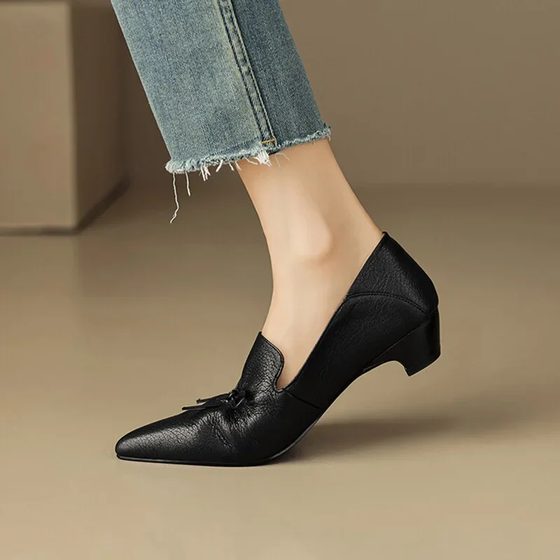 office lady elegant black shoes Women's pointed Toe mid Heels 2024 new Genuine leather retro pumps FT3427