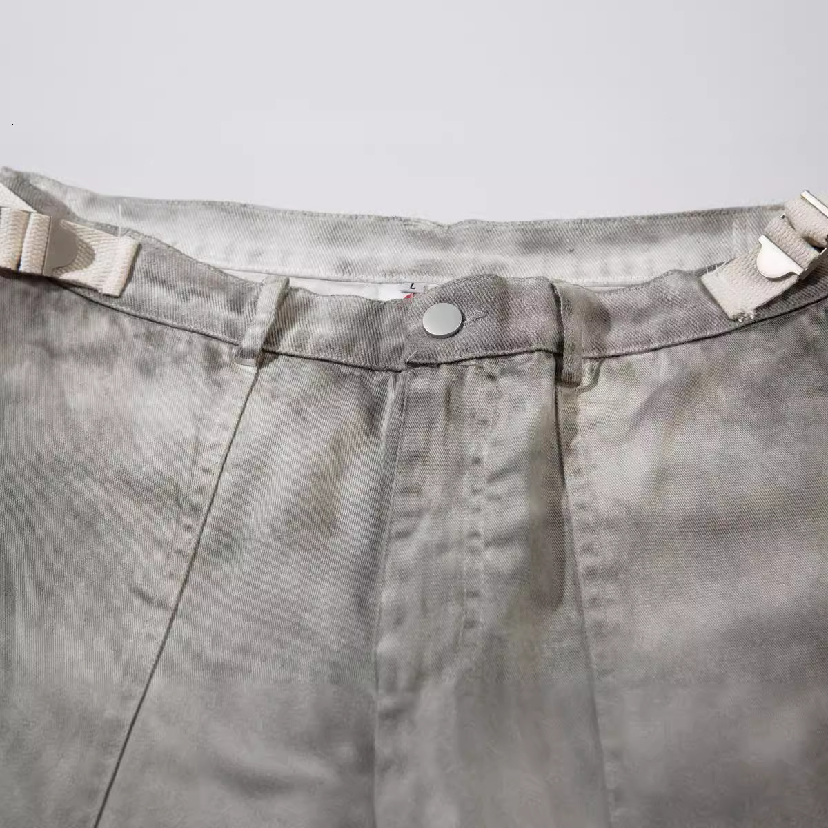Niche Design Sense High Street Spray Painting Vintage Patchwork Work Pants American Loose Multi Pocket Jeans