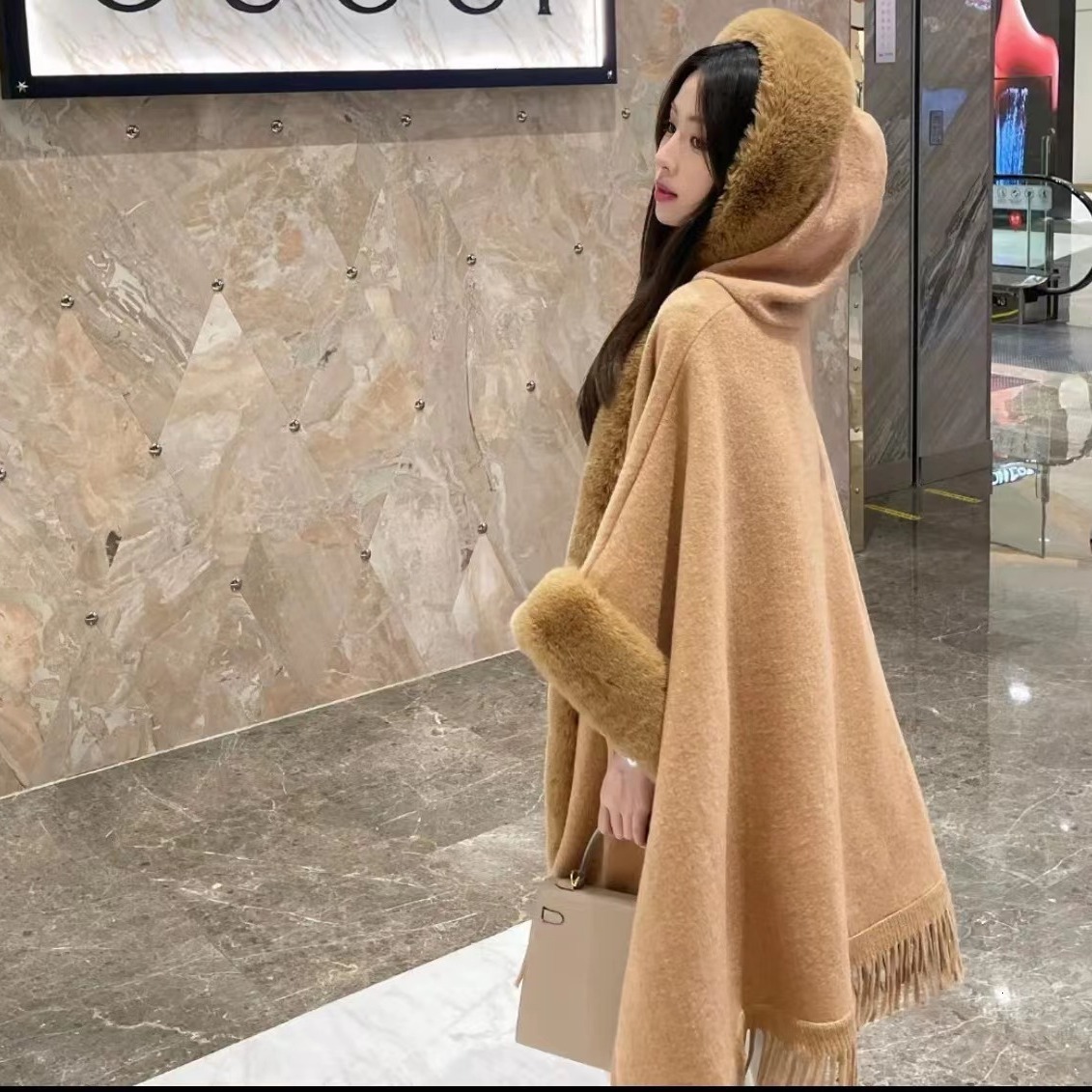 Live Streaming Hot New Loose Plush And Thick Fur Collar Hooded Tassel Knitted Cape Jacket For Women