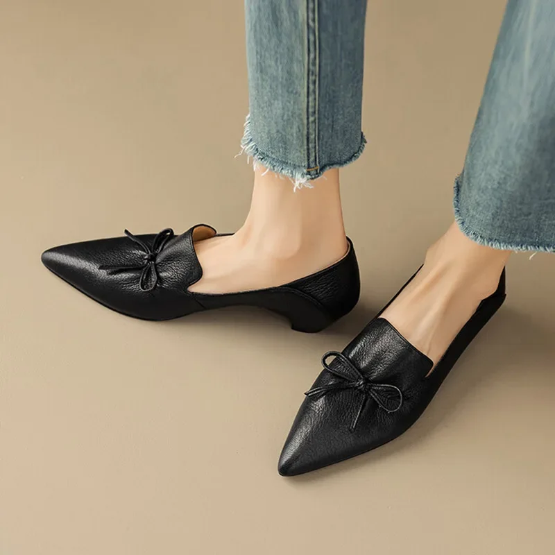 office lady elegant black shoes Women's pointed Toe mid Heels 2024 new Genuine leather retro pumps FT3427
