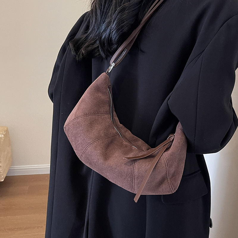 2025 Designer Women Crossbody 3 Fashion Shoulder Armpit Trendy Lady Bag Free shipping