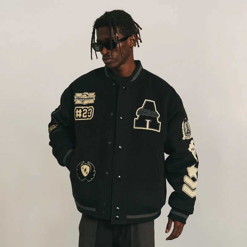 Men's Jackets Vintage Baseball Jacket Men Flocked Embroidery Stand Collar et High Strt Oversize Coat Couple Strtwear Spring New Y240902RA1V