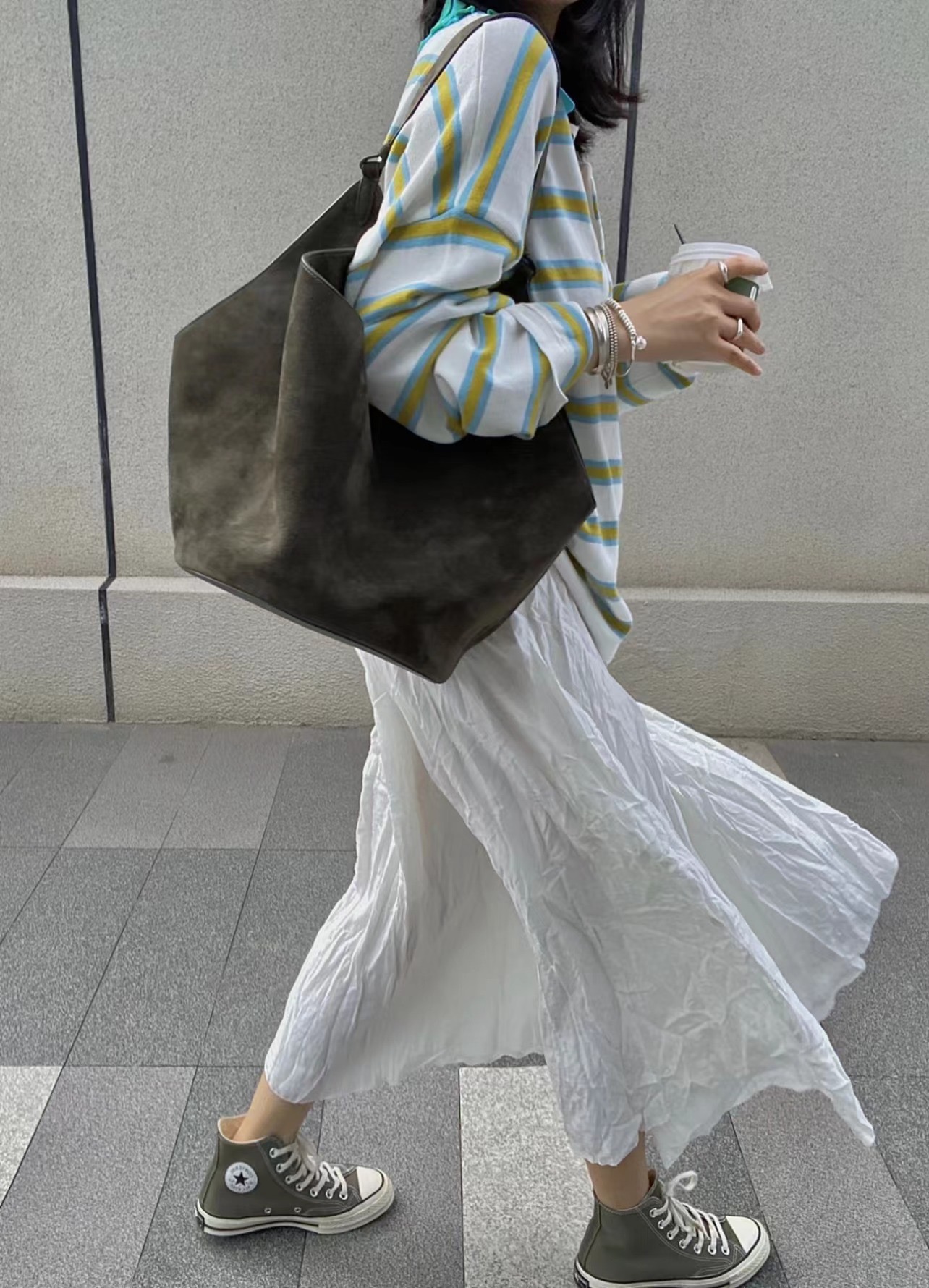 Khaite Lotus tote Autumn Winter Designer Bag Women Suede Tote Large Maxi Handbags Attaches Coin Purse Totes Shoulders Dumpg Bucket Style Genuine Leath