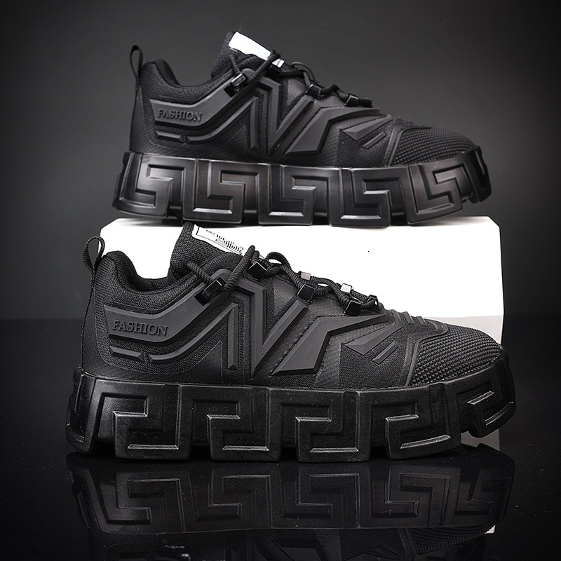 2024 new mens board shoes with personalized patterns fashionable thick sole and raised sole casual shoes for daily wear