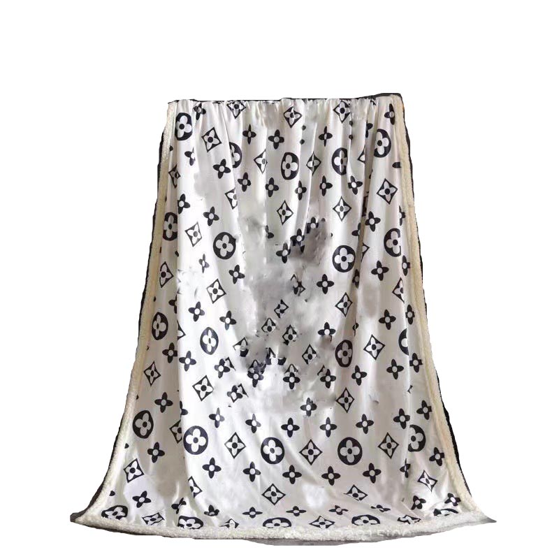 Luxury designer blanket Baby Fleece Lambswool Air Conditioning Cover Blanket Blanket Printed Burst Blanket