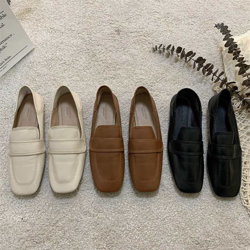 Women's Leather Belt Loafers Slip-on Moccasins: Stylish Square-Toe Ballet Flats