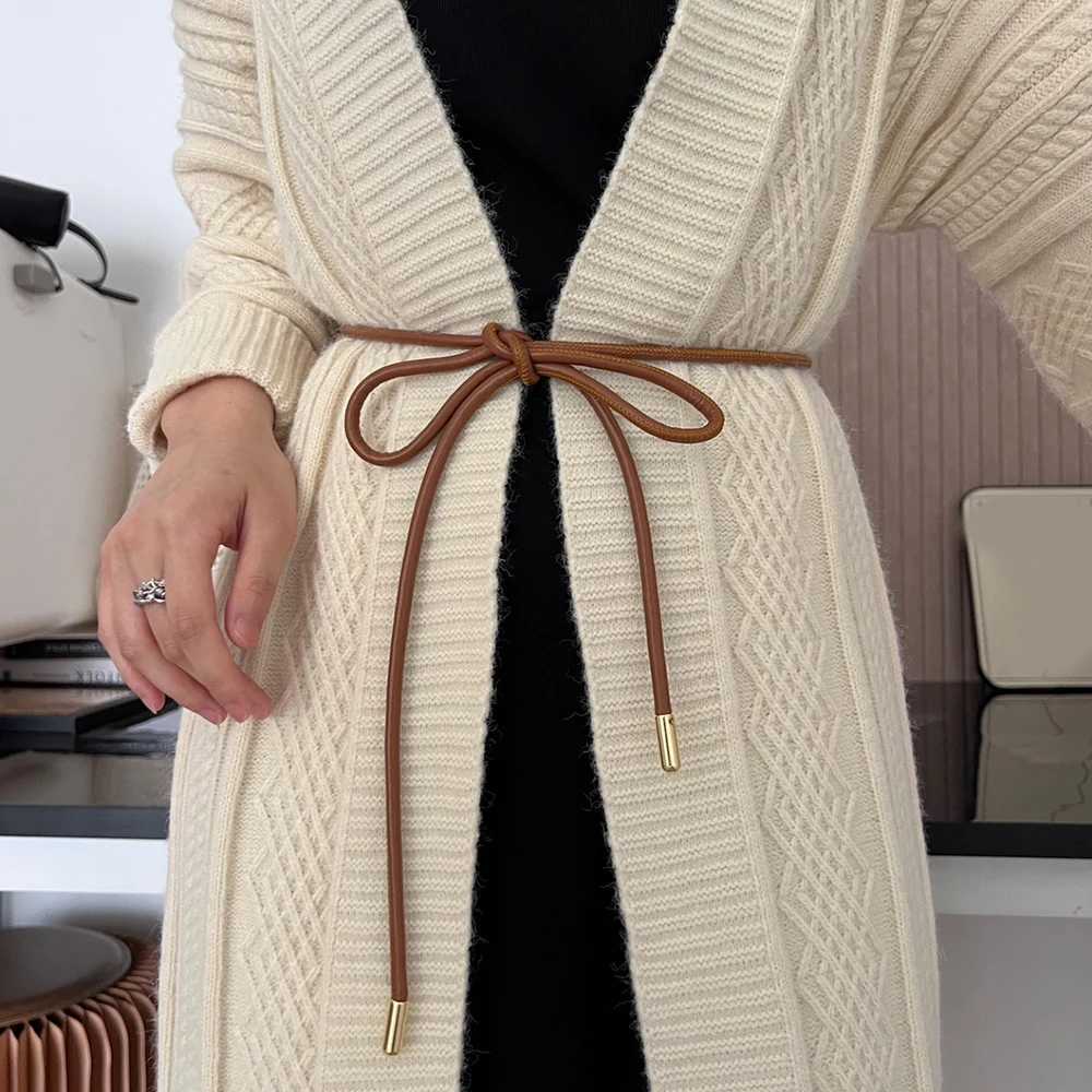 New dress jacket with decorative tray and thin waist belt suitable for plain color PU leather ultra-thin belt retro bow long waist chain X250410