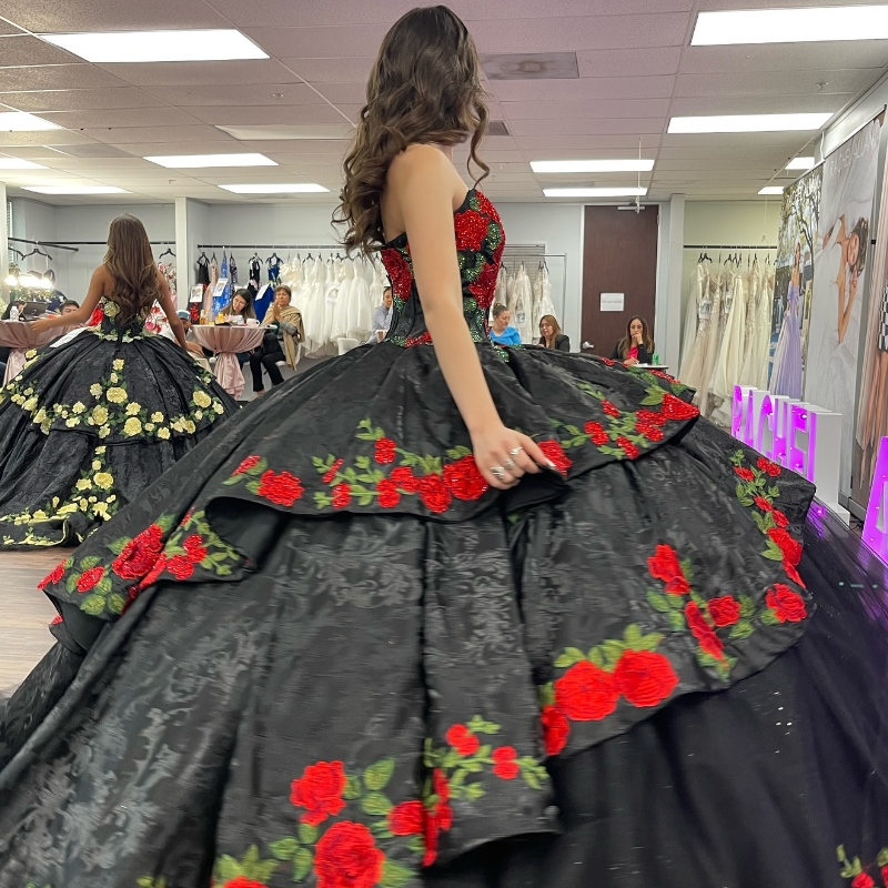 Black Mexican Princess Quinceanera Dresses Off The Shoulder Floral Embroidery Tull Corset Lace-up vestido 15 anos quinceanera Sweet 16 Dress