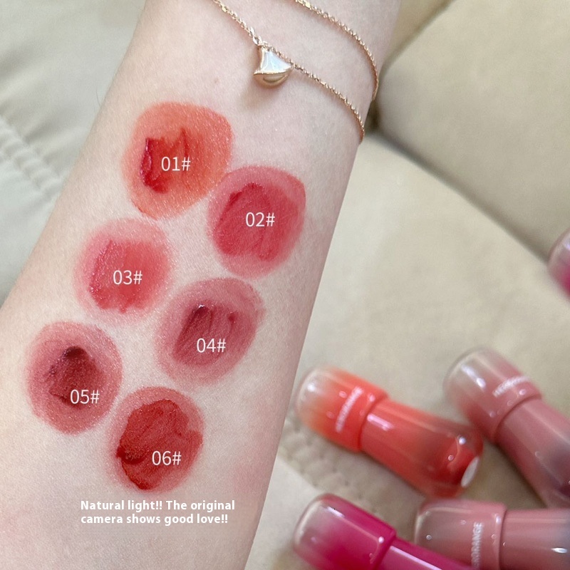 HERORANGE Lip Gloss with lasting color moisture retention, not easy stick to cup water and mirror finish lip gloss
