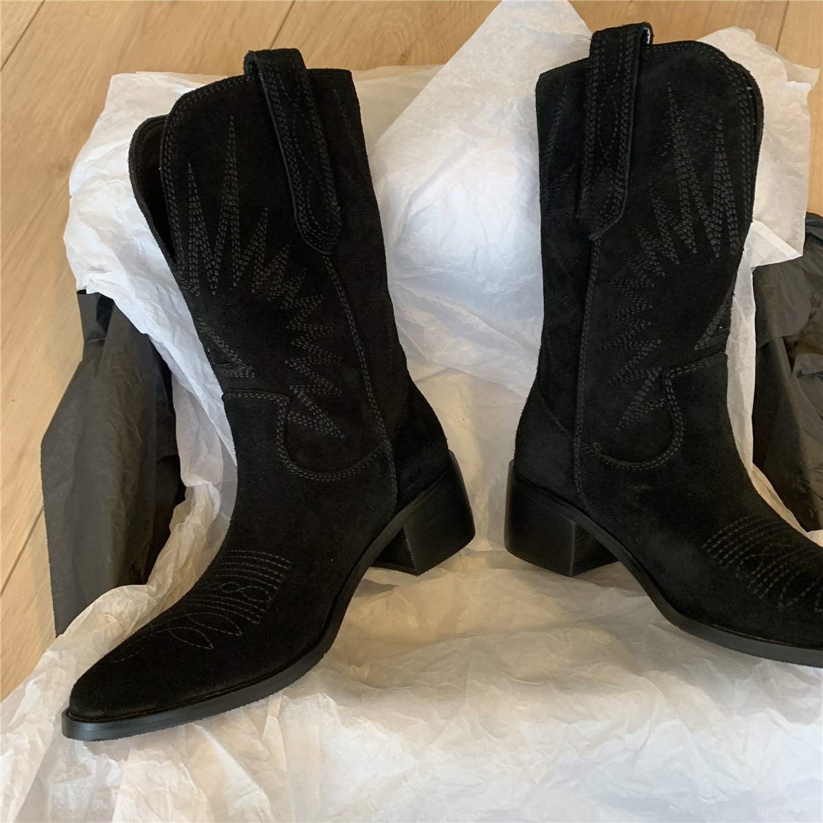 Women's Embroidered Stylish Boots, Pull On Mid-calf Winter Commute Boots, Western Cowboy Comfort Boots fall