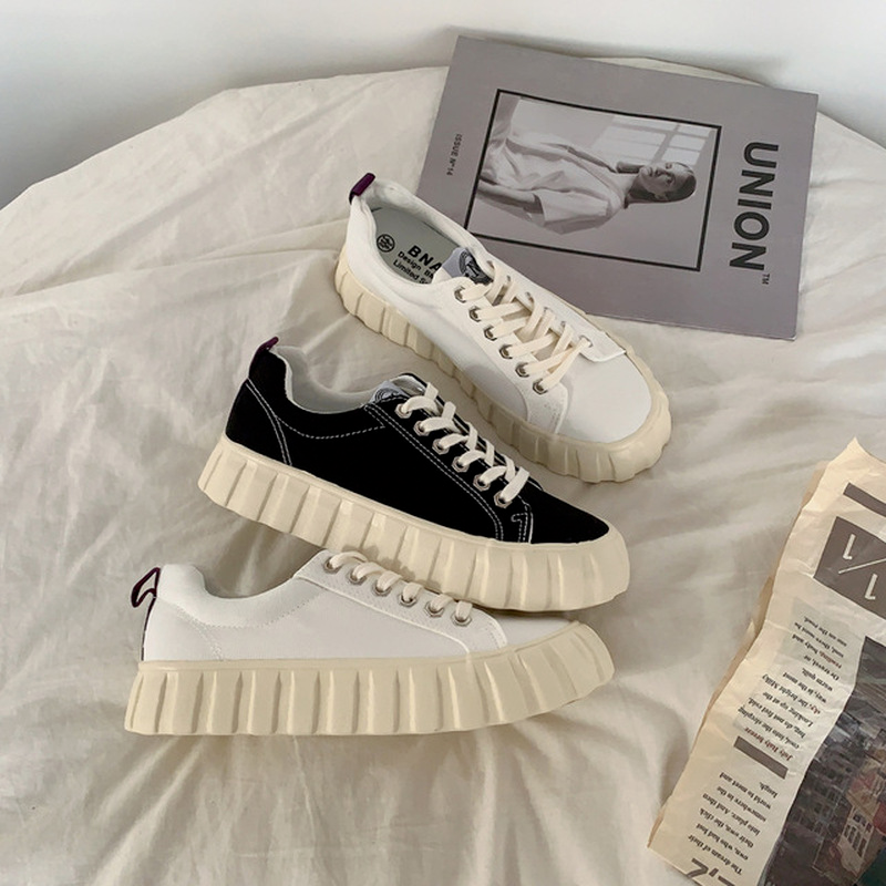 Canvas Shoes for Women Platform Sneakers Lace Up Walking Shoes Students Wild Chunky Sneakers Fashion Women's Vulcanized Shoes