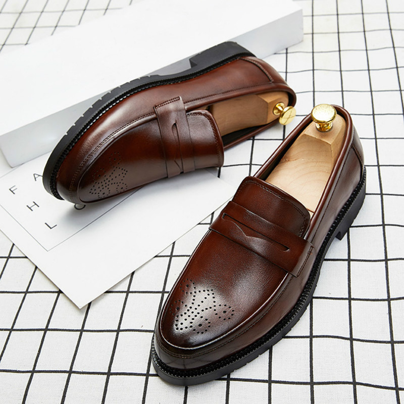 Loafers Men Casual Shoes Slip on Leather Dress Shoes Plus Size 38-46 Brogue Carving Loafer Soft Driving Shoes K260328