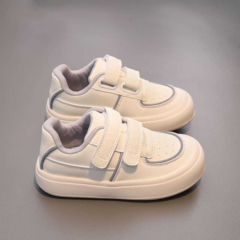 Athletic Outdoor Kindergarten childrens sports girls low top board 2023 new white autumn style boys casual shoes C260130