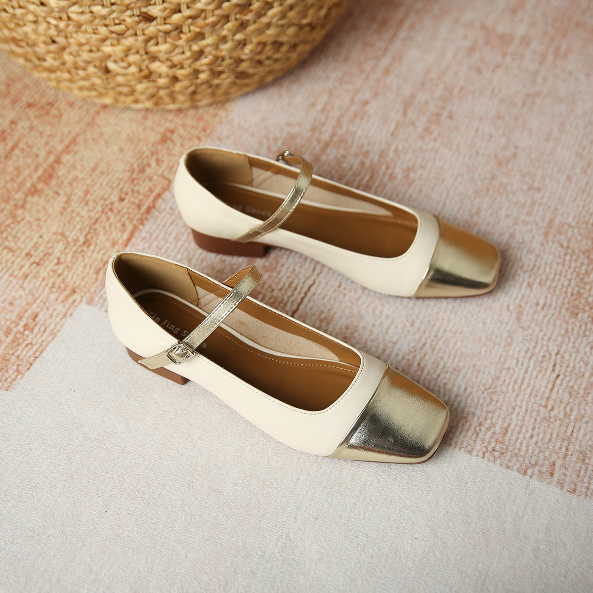 new 2023 deisgner 3de91 mary janes shoes for woman gold leather patchwork ballet flats square toe ankle strap loafers women moccasins