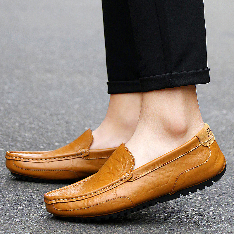 Leather Men's casual shoes brand British Style Men's casual shoes mocasin shoes breathable anti slip black casual boat shoes