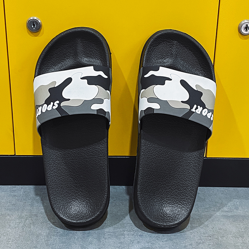 New Summer Men Slippers Outdoor DesignerThick Bottom High Quality Non-slip Bathroom Shoes Home Beach Slippers Sandals