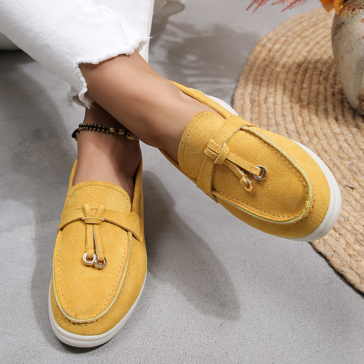 Spring New Women's Sneakers Flat Casual Slip On Ladies Loafers Single Plus Size 43 Vulcanized Shoes Walking Sneaker 253c