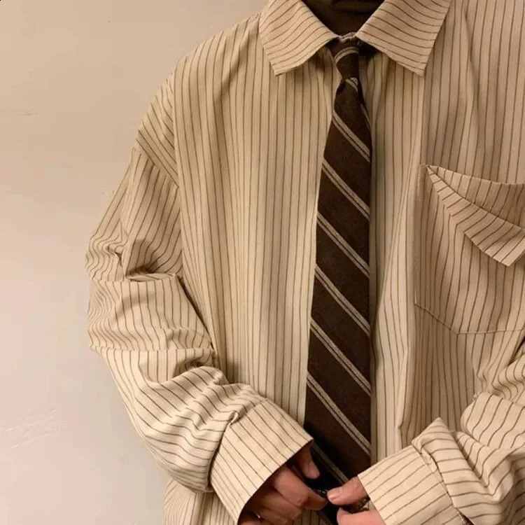 Vintage Khaki Striped Shirt Mens Jacket Autumn City Japanese Style Casual Wear Short Sleeve Loose Fit 240902