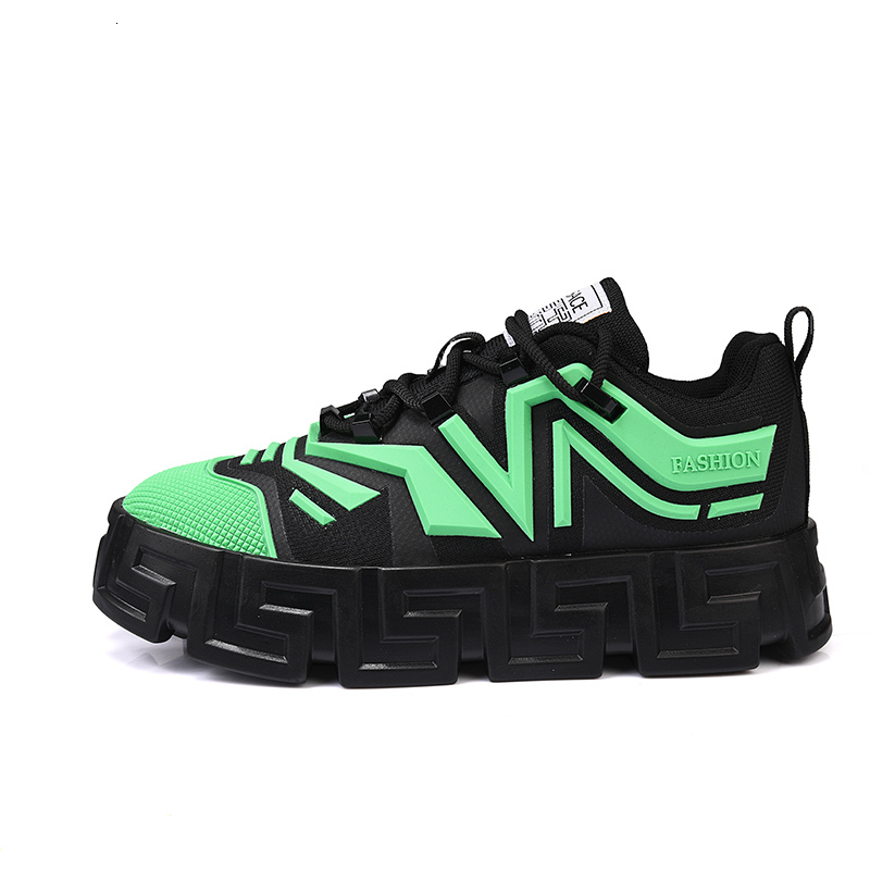 2024 new mens board shoes with personalized patterns fashionable thick sole and raised sole casual shoes for daily wear