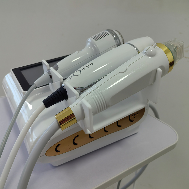 Portable 3 IN 1 Gold Radio Frequency Microcrystal Beauty Equipment With Cold Hammer Hifu Handle Improve Pseudo Wrinkles Dissolving Fat Machine
