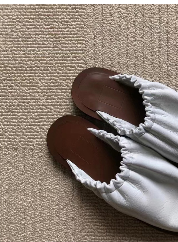 Female 2023 Slippers Fashion Casual Mules Square Toe Sandals Women Flat Outdoor Walking New Slides atillas