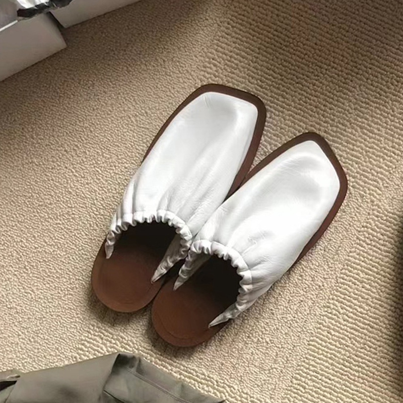 Female 2023 Slippers Fashion Casual Mules Square Toe Sandals Women Flat Outdoor Walking New Slides atillas