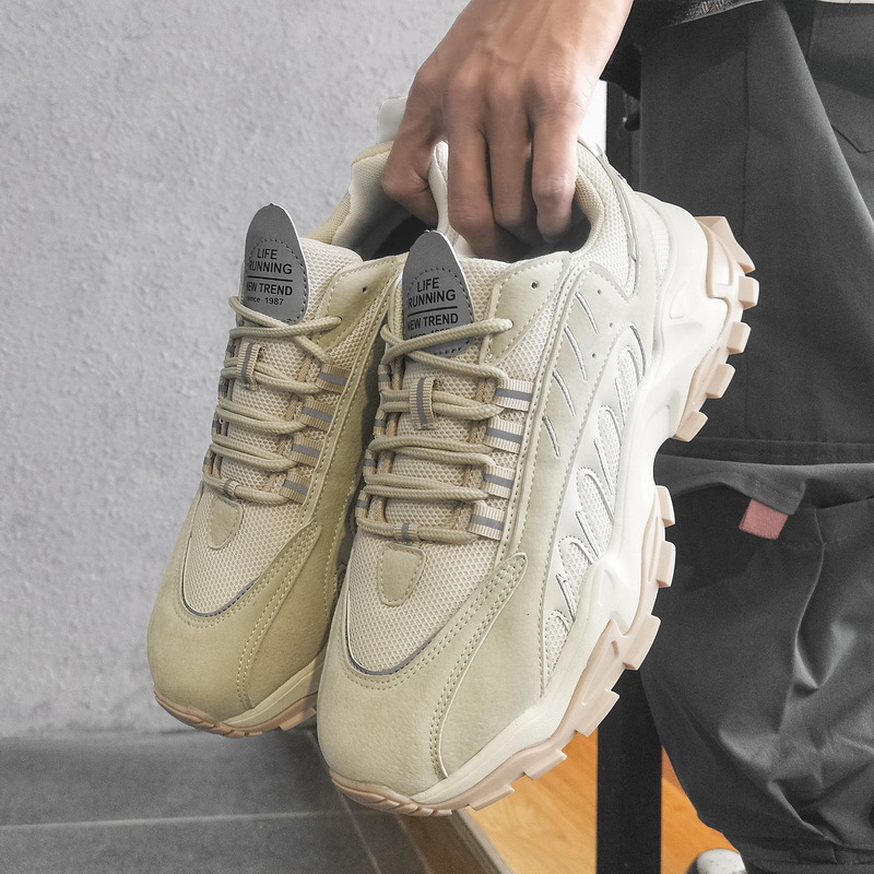 New Large Size Retro Men's Sports Shoes Autumn Thick-soled Trend Old Shoes Youth Lace-up Fashion Men's Shoes