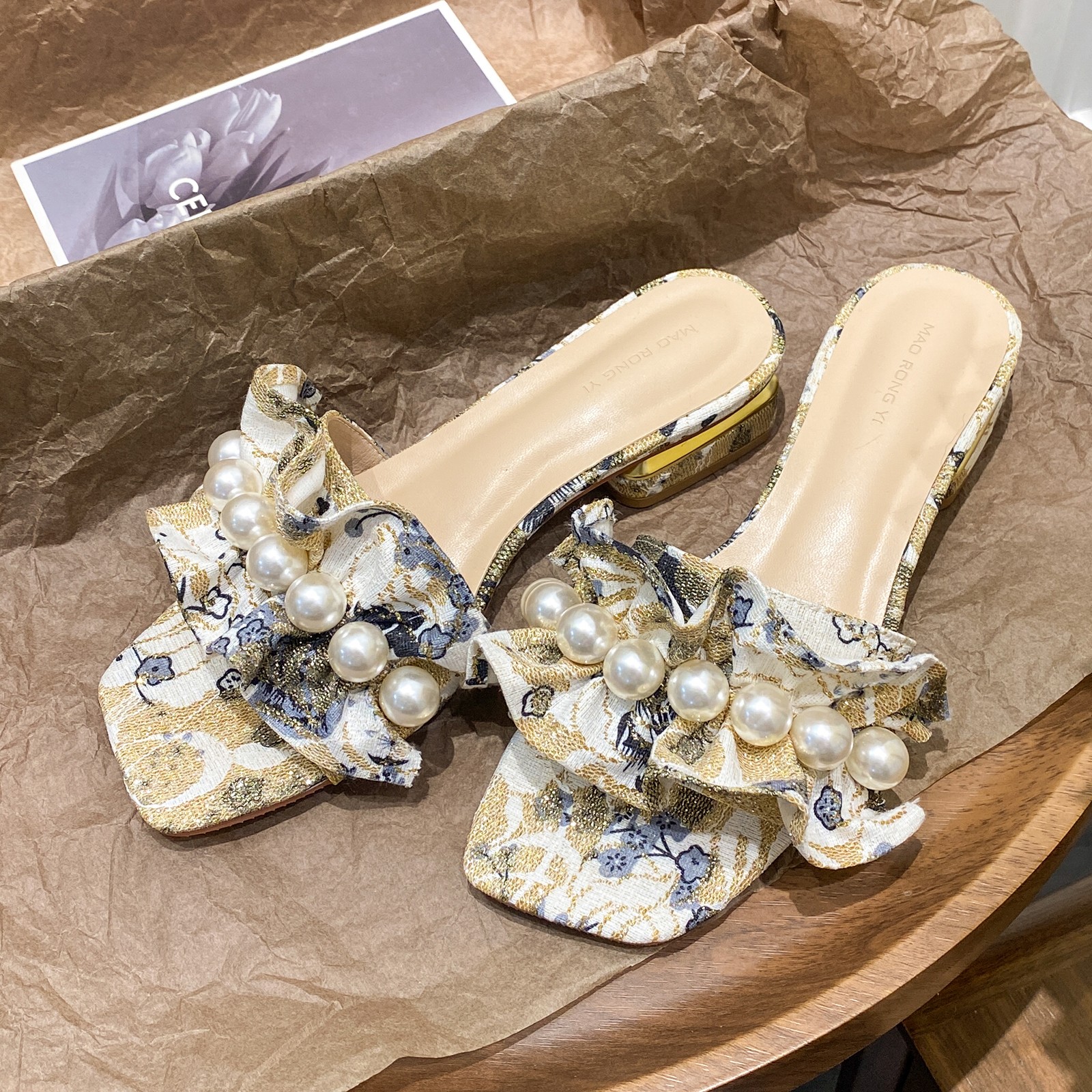 Fairy Summer Gentle Breeze Pearl Low Women Wear Thick Heel Outside Soft Sole Slippers 23b8