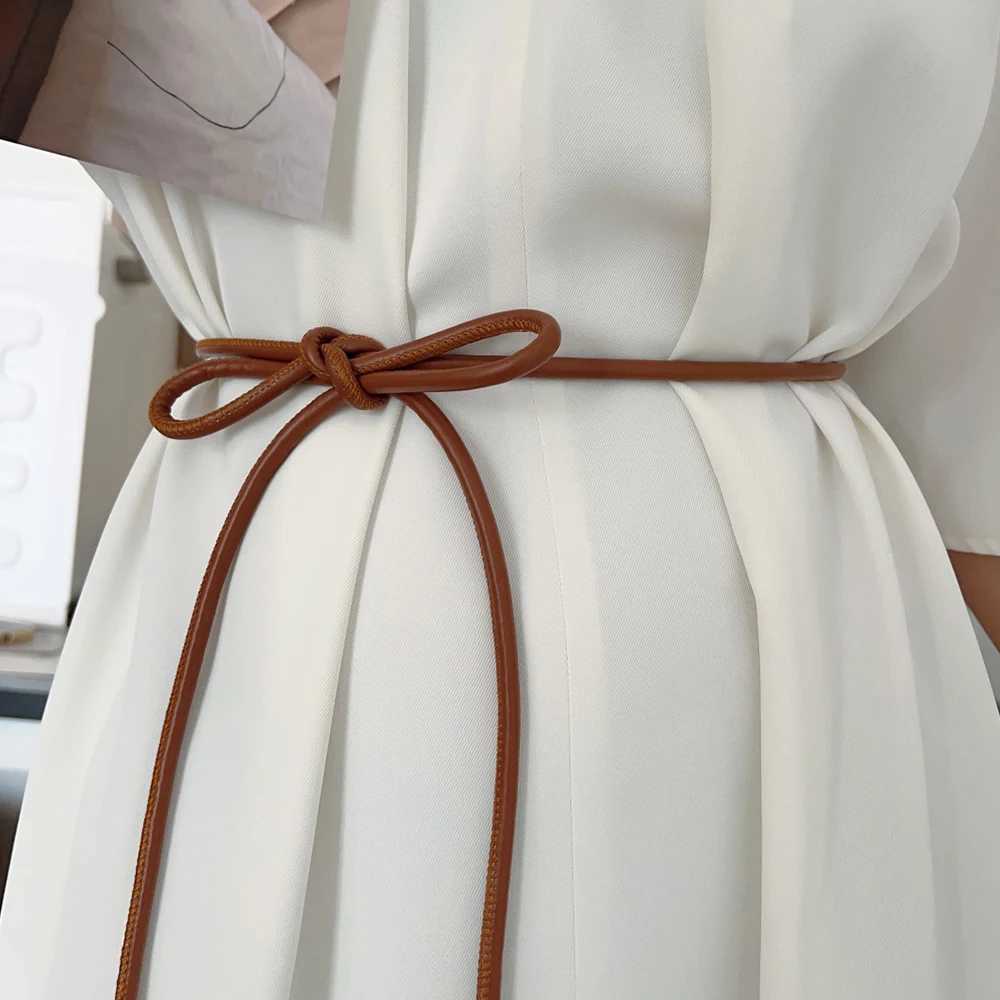 New dress jacket with decorative tray and thin waist belt suitable for plain color PU leather ultra-thin belt retro bow long waist chain X250410