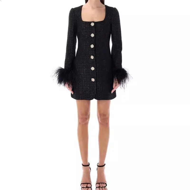 Womens dress autumn fashion button decoration long sleeved mini dress Austerlich fur patchwork square neckline short skirt y2k 240902