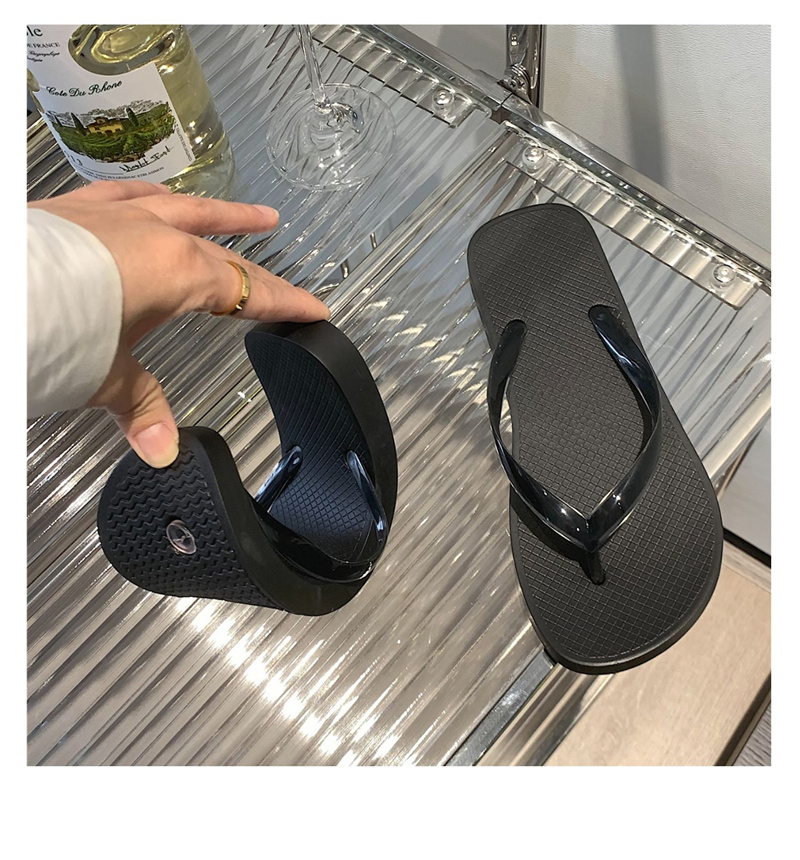 Women 2024 New Summer Slippers Indoor Outside Women's Sandals Soft PVC Shoes Female Beach Flip ps Ladies Fashion Vacation Slides 's
